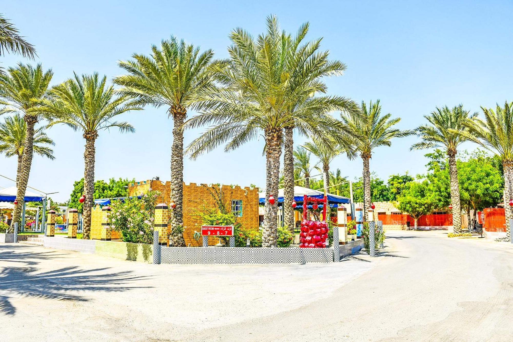 Oyo 138 Gulf Sand Motel Barka Exterior photo