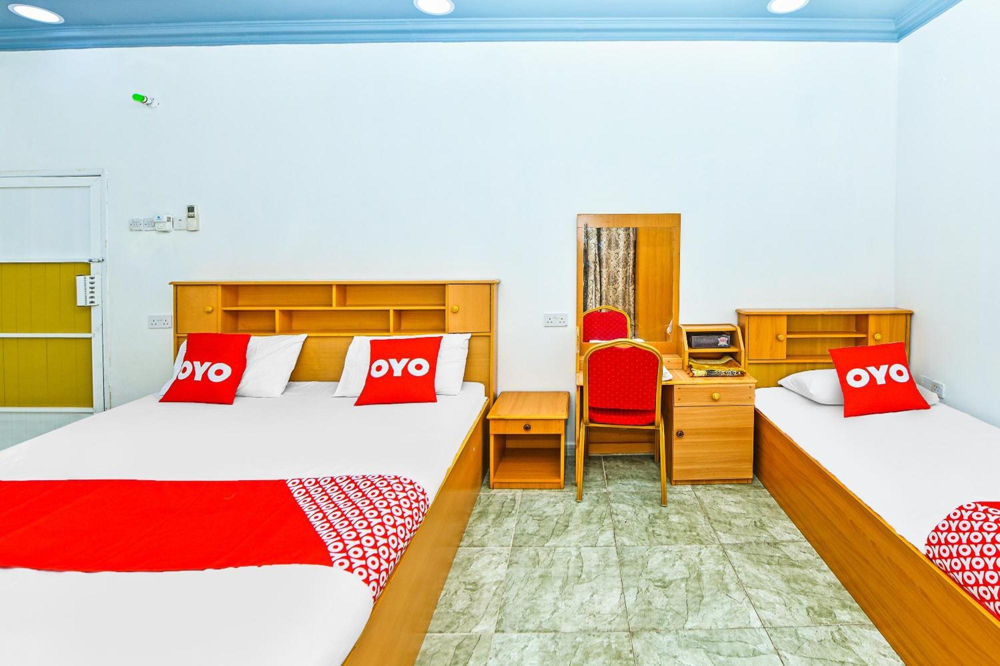 Oyo 138 Gulf Sand Motel Barka Exterior photo